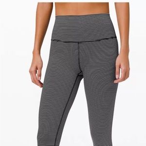 Lululemon Wunder under 28”
